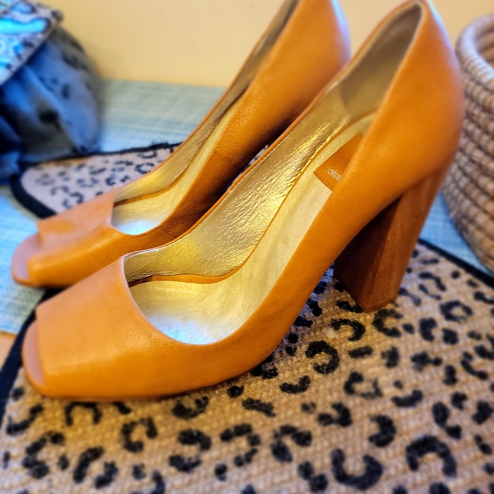 Dolce Vita Women's High-Heeled Genuine Leather Shoes, Size 8.5, Color: Tan